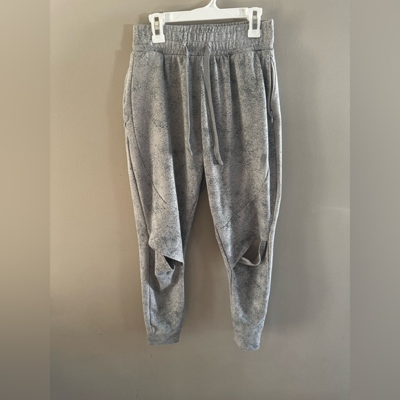 Gymshark Other - Gymshark Heathered Gray Joggers